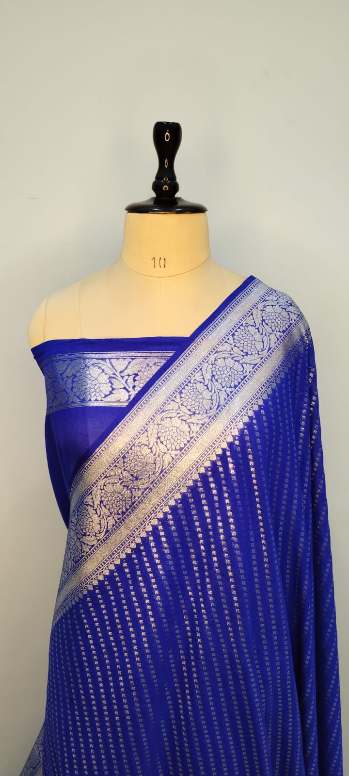 banarasi geargatte katan saree color royal blue silwar zari aolwer buti full size