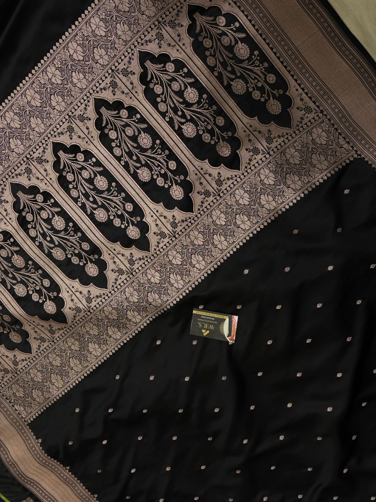 banarasi katan masroom silk black lite copur zari