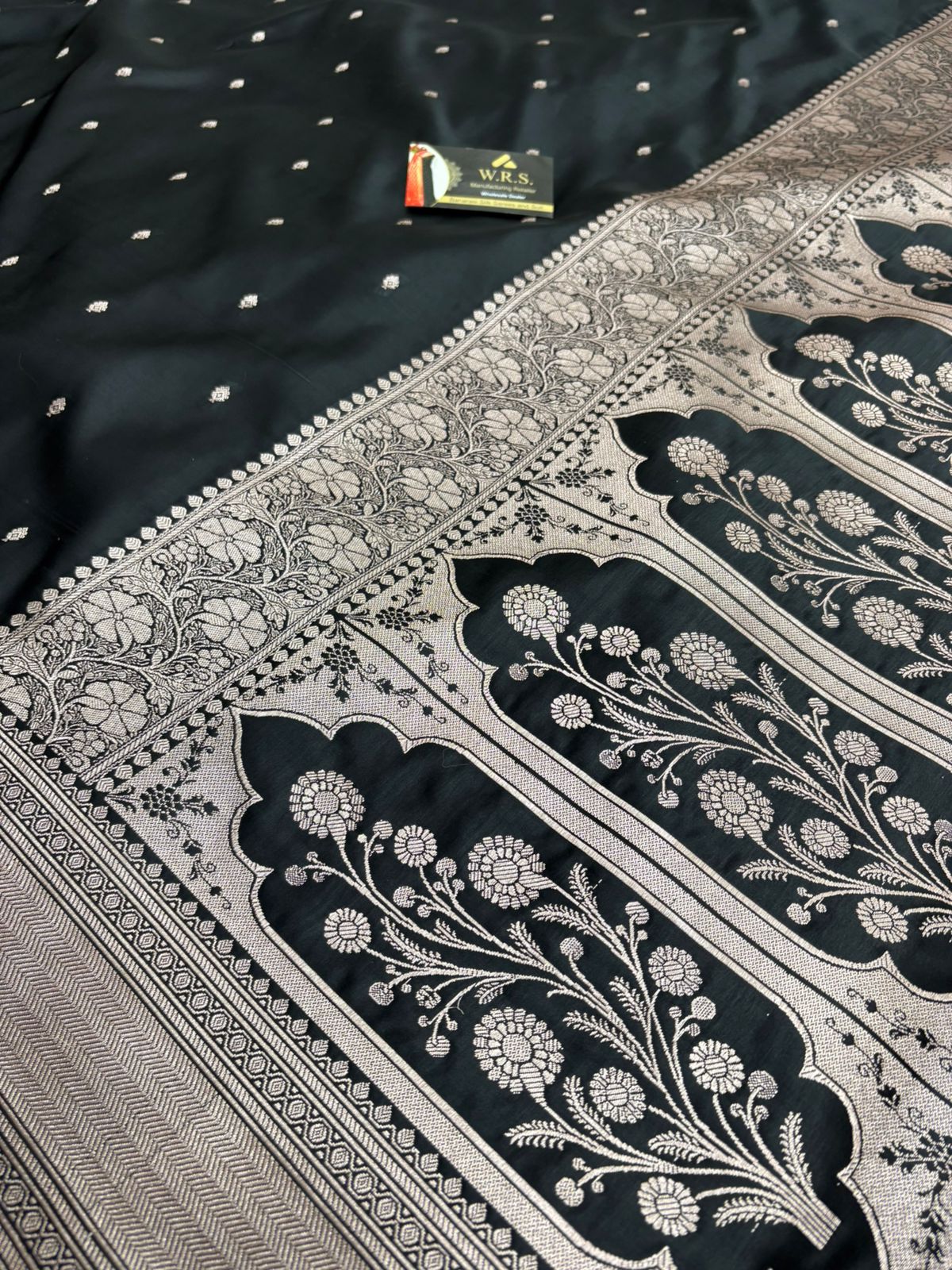 banarasi katan masroom silk black lite copur zari
