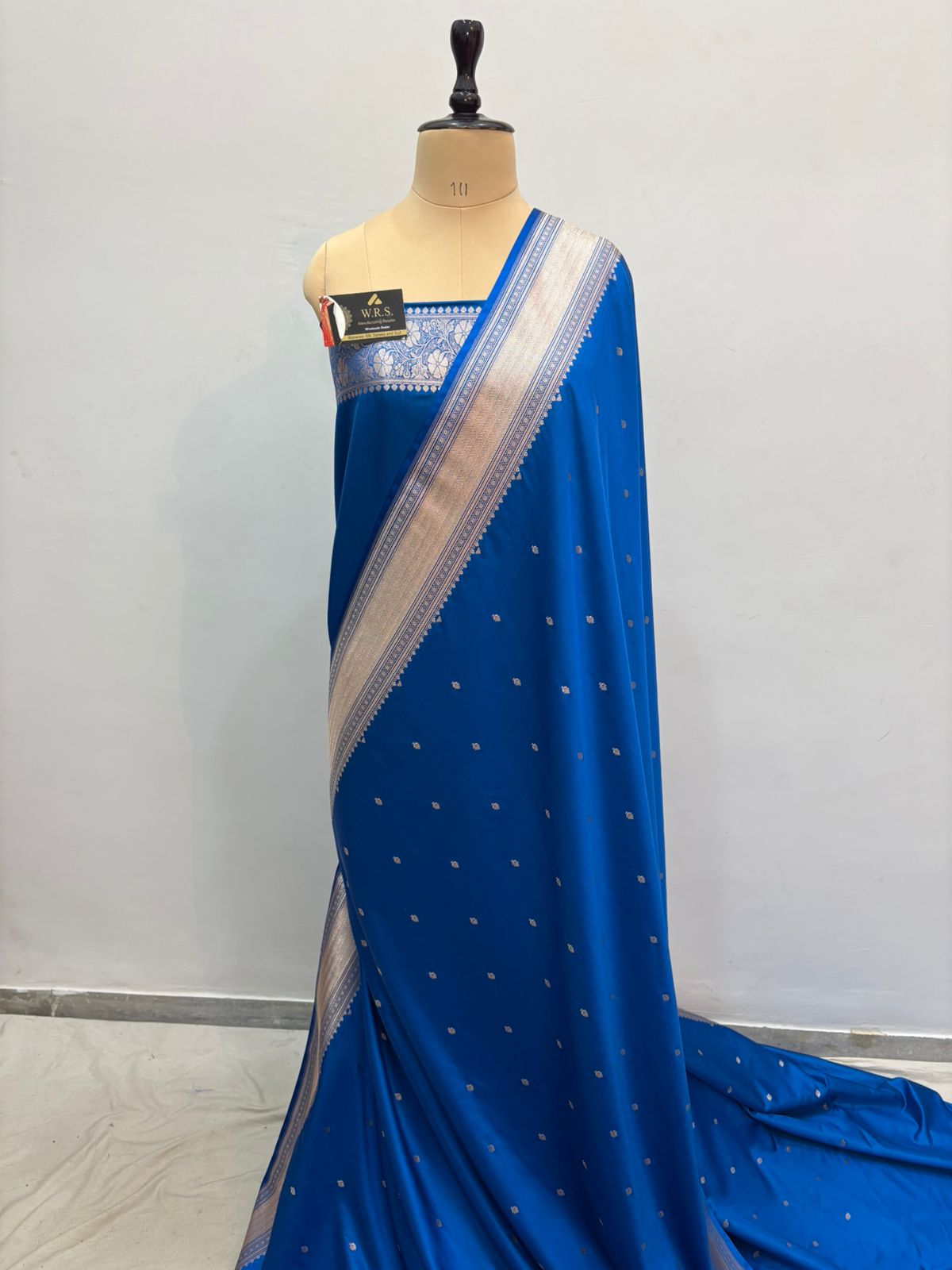 banarasi katan silk turquoise lite copur zari