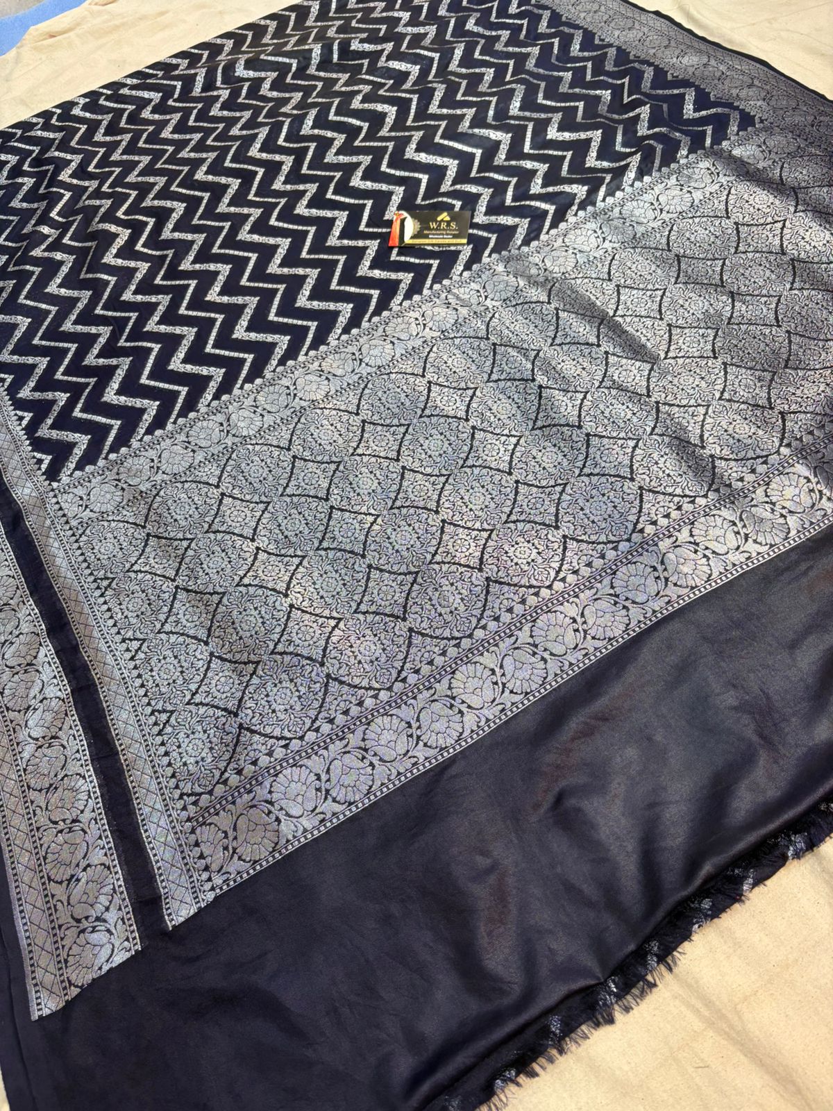 bleck katan  banarasi silk saree silvar zari gick geck