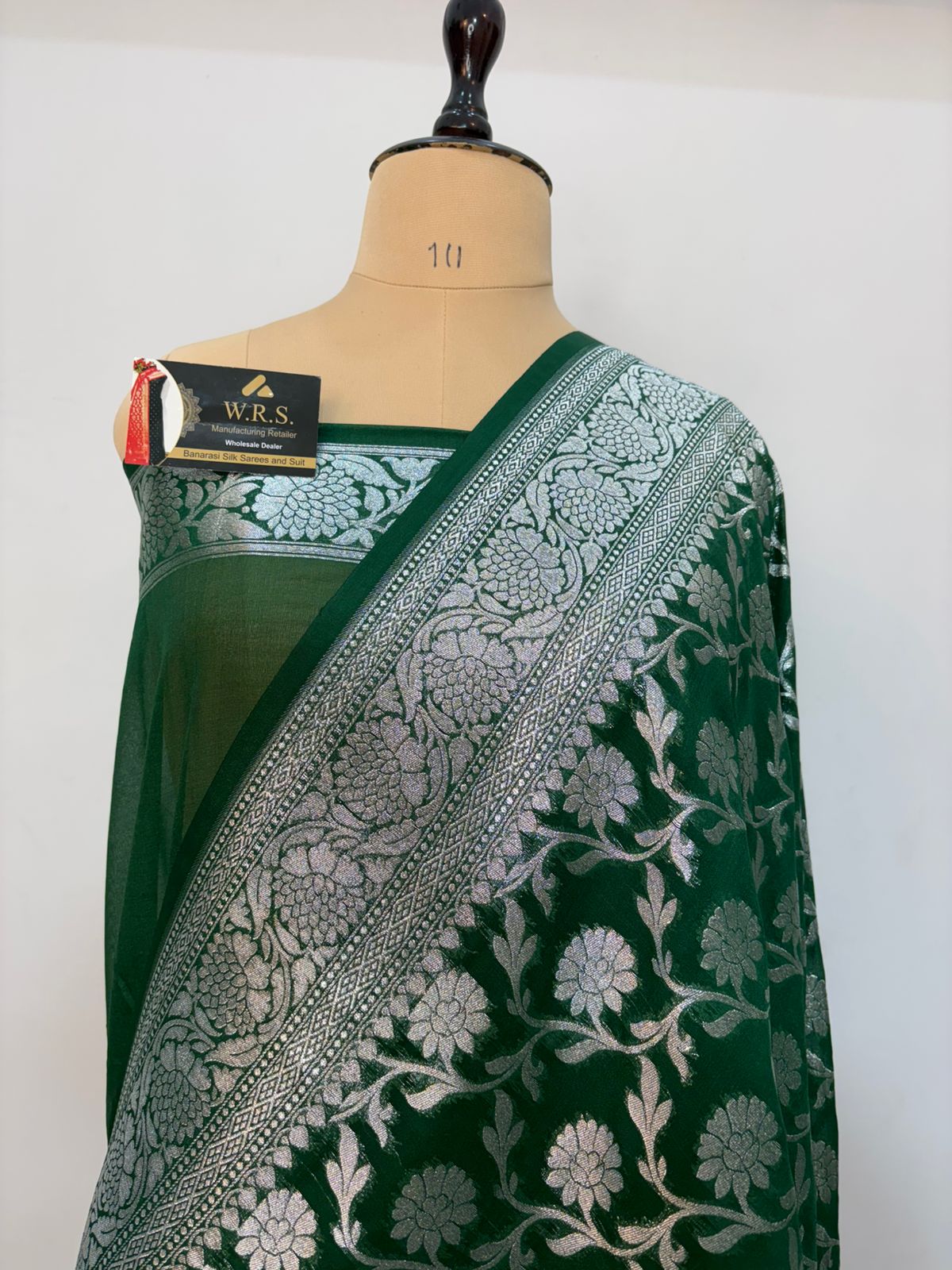 Botal green katan banarasi silk saree  jal kalna aanchal