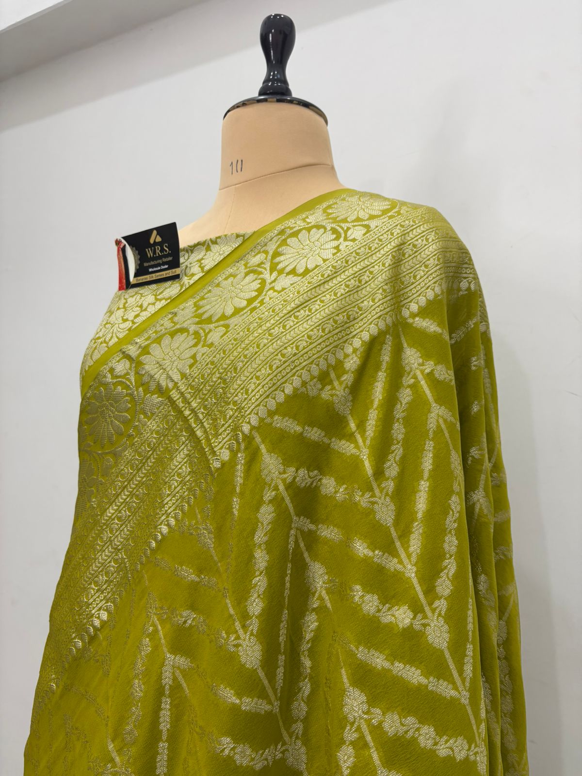 Chiffon banarasi saree gic gec color mehandi