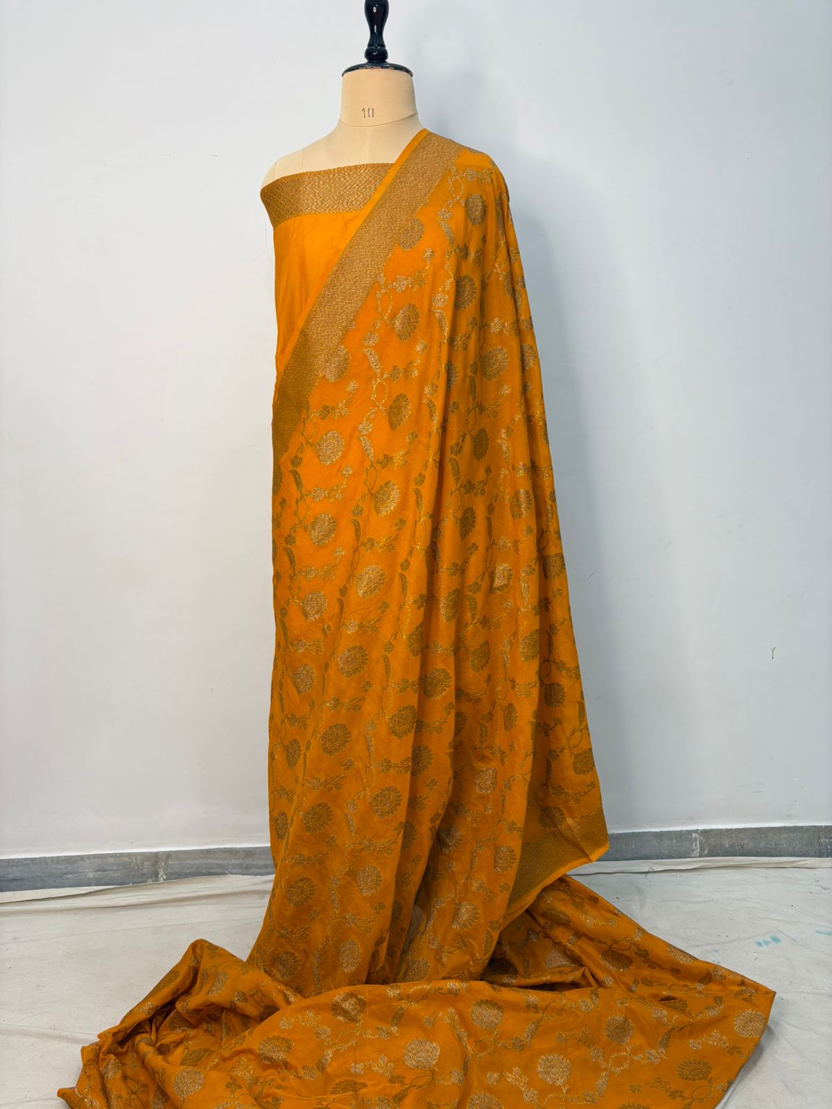 katan georgatte saree color gold jaal