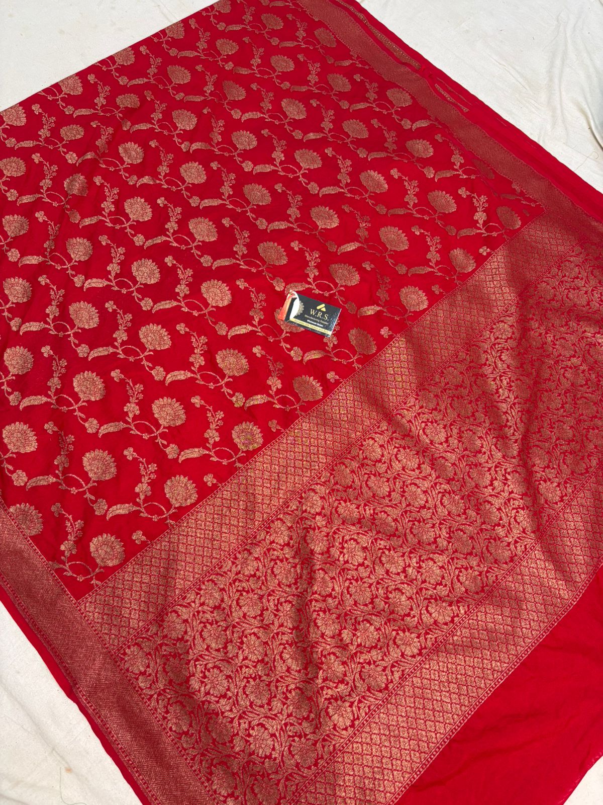 katan georgatte  saree entiq zari color red