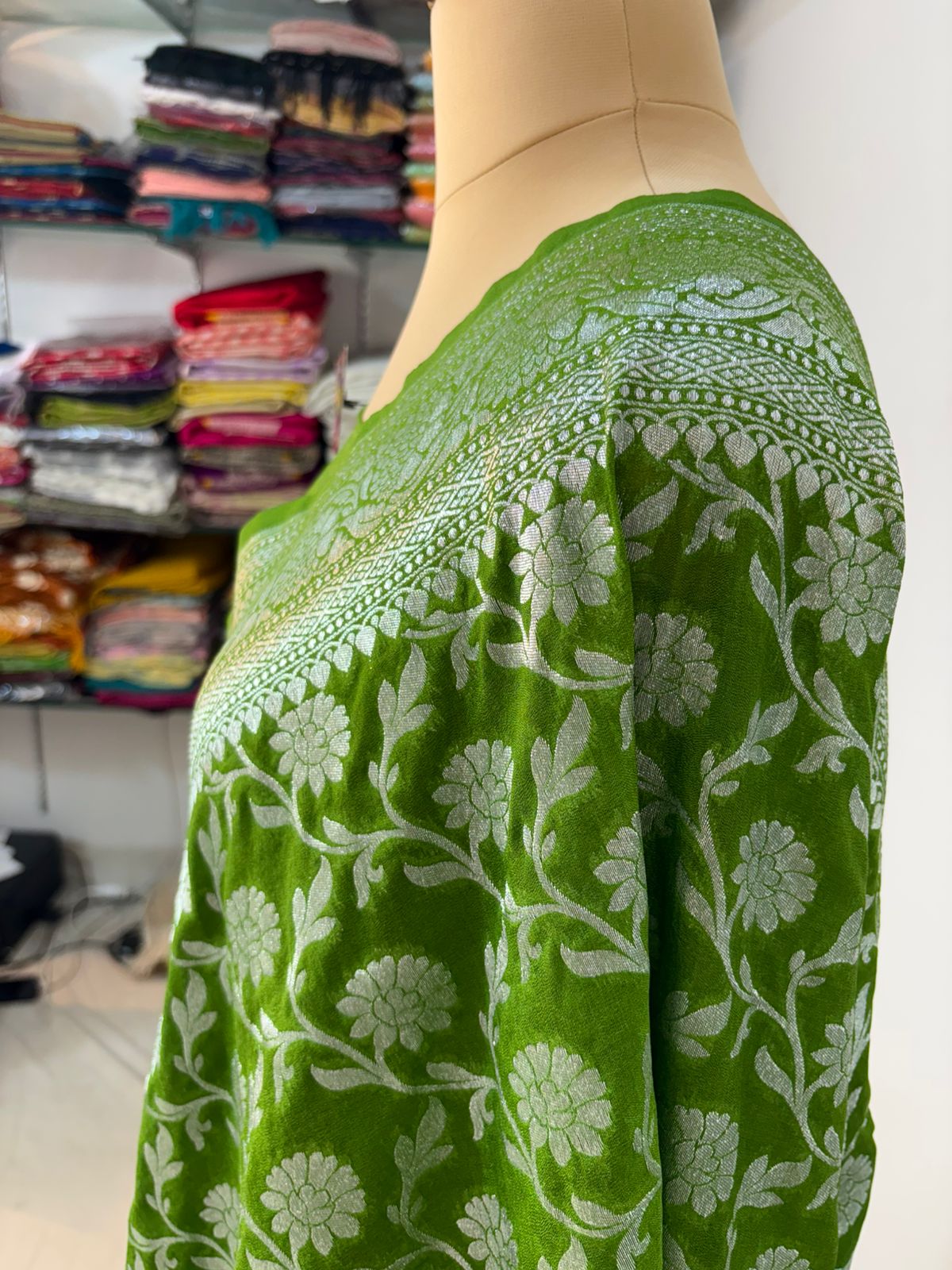 Mehandi katan banarasi silk saree kalna aanchal silver zari