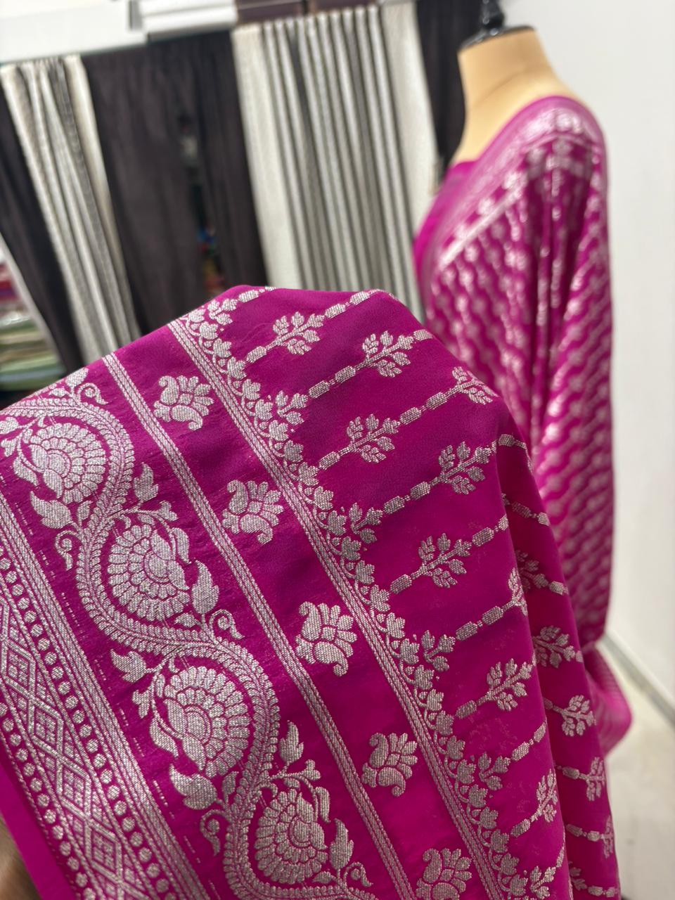 Rani katan georgutte saree dandi booti