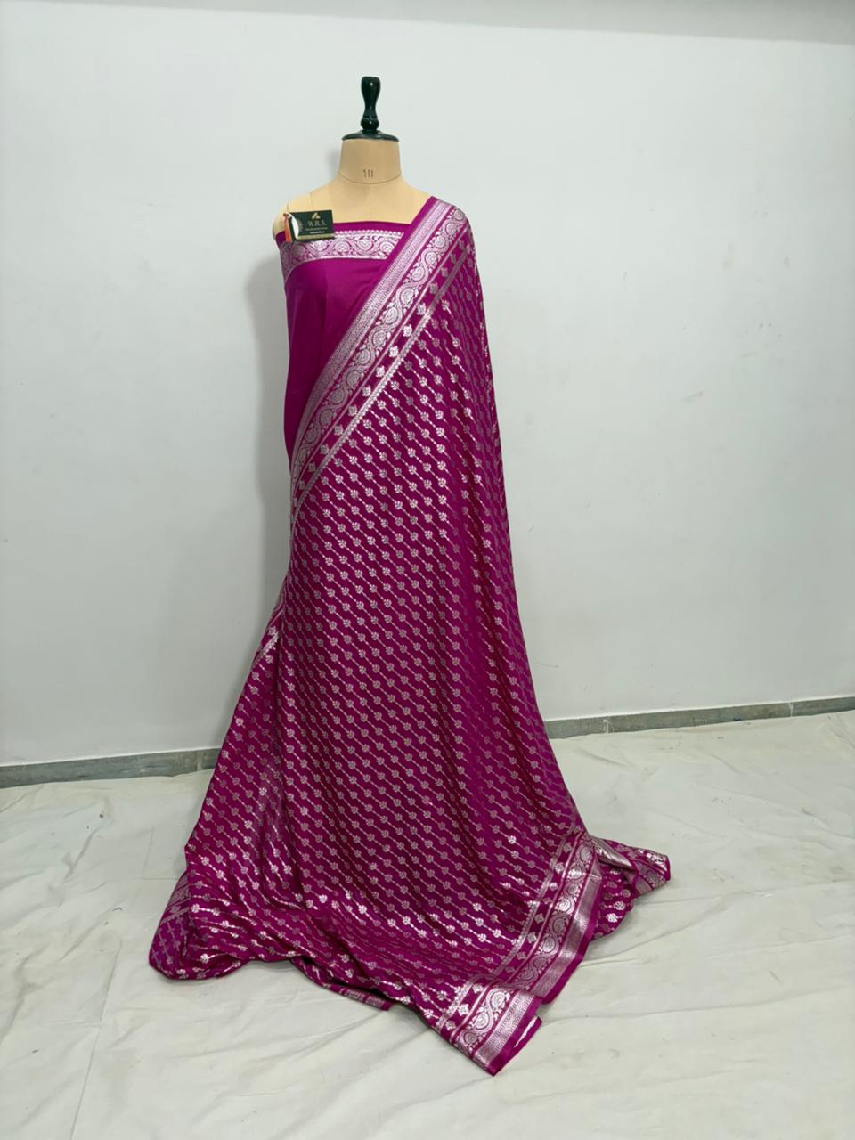 Rani katan georgutte saree dandi booti