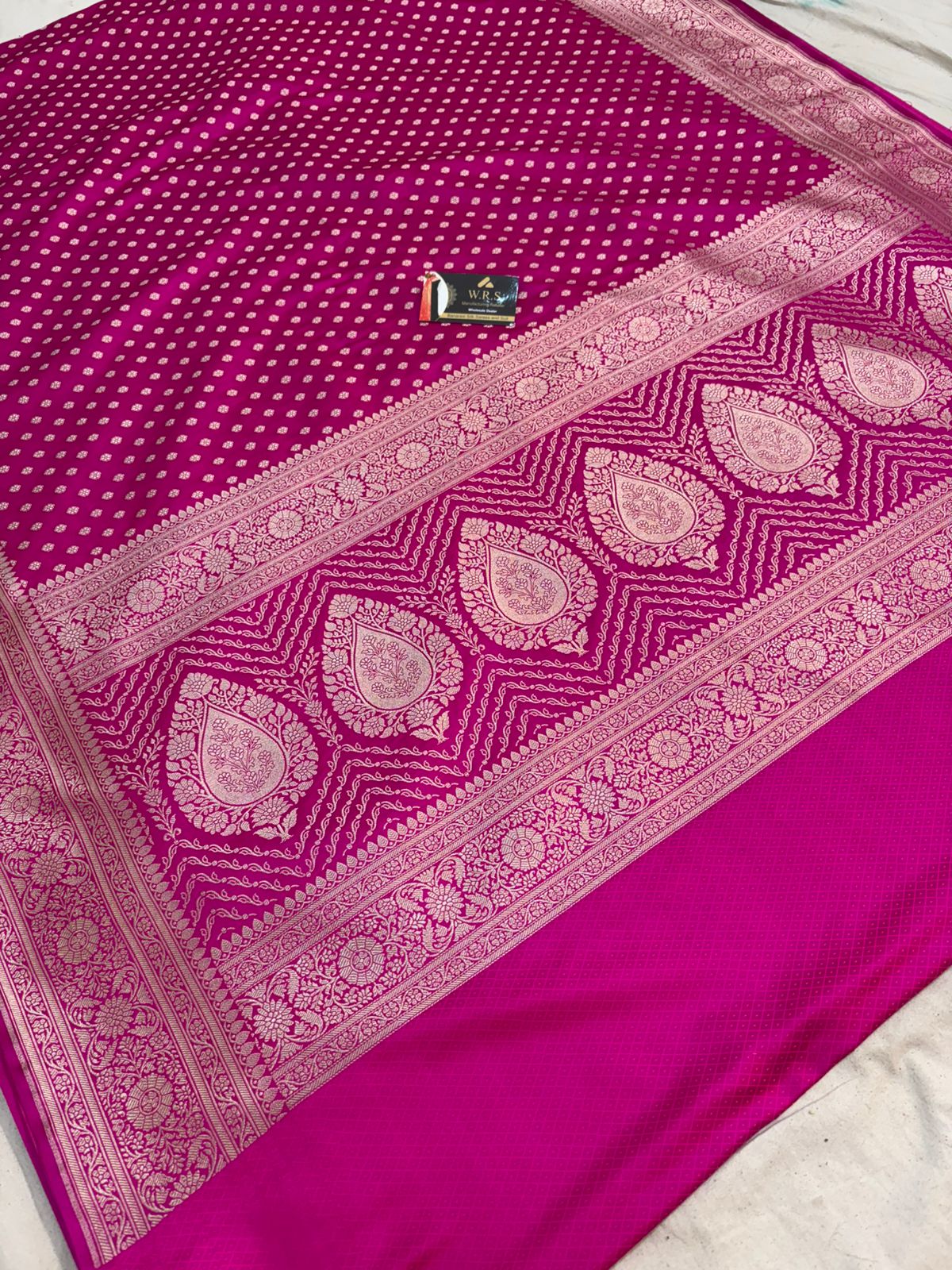 Rani mushru banarasi  silk saree