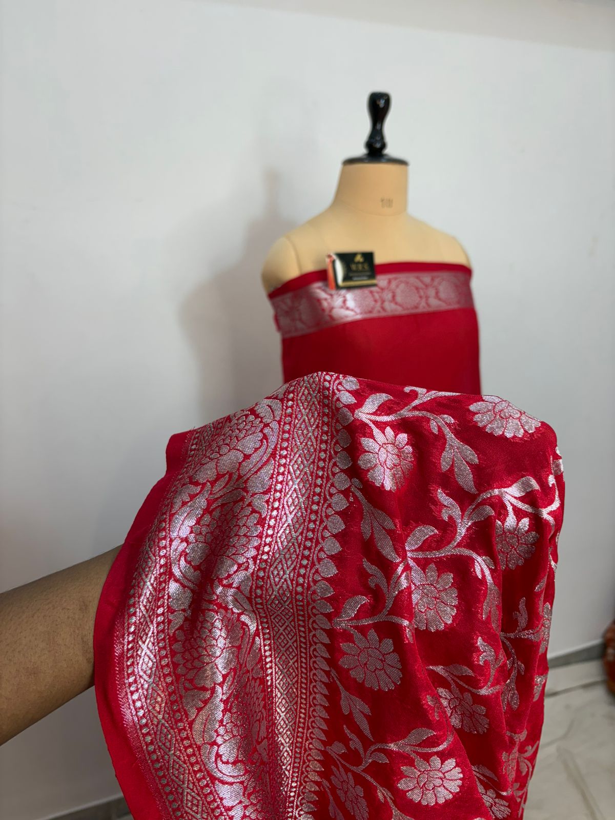 Red katan banarasi silk saree jal kalna aanchal silver zari