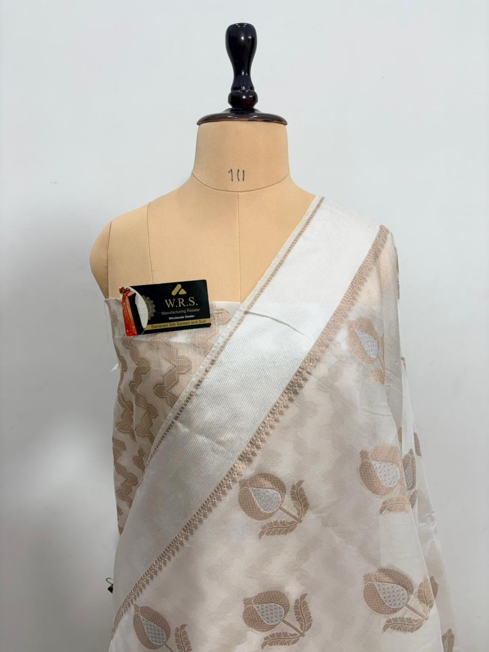 white minedar buta banarasi silk saree